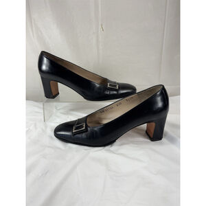 Salvatore Ferragamo Black Leather Pumps Size 6.5 D Gancini Buckle